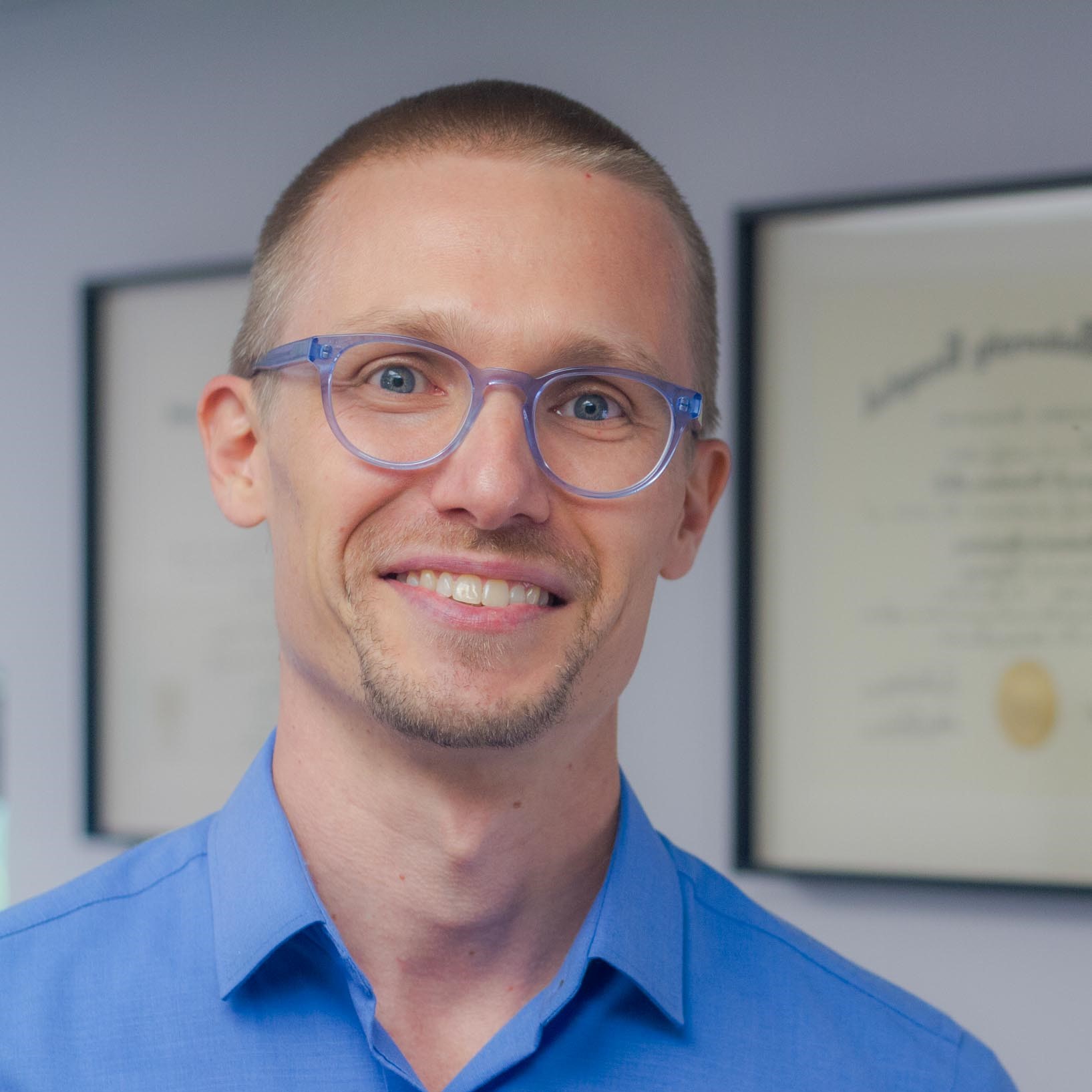 6007fd644f491060a293d28a_Gregory